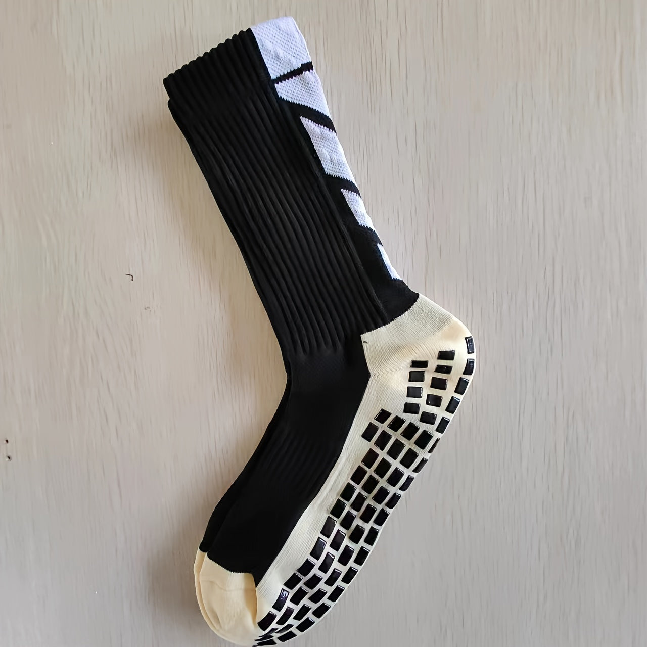 Non-Slip Soccer Grip Socks with Towel Bottom for Enhanced Performance and Stability in Sports - For Soccer Players - Moisture-Wicking & Breathable Fabric - Suitable for Training & Matches - Great Gift for Athletes