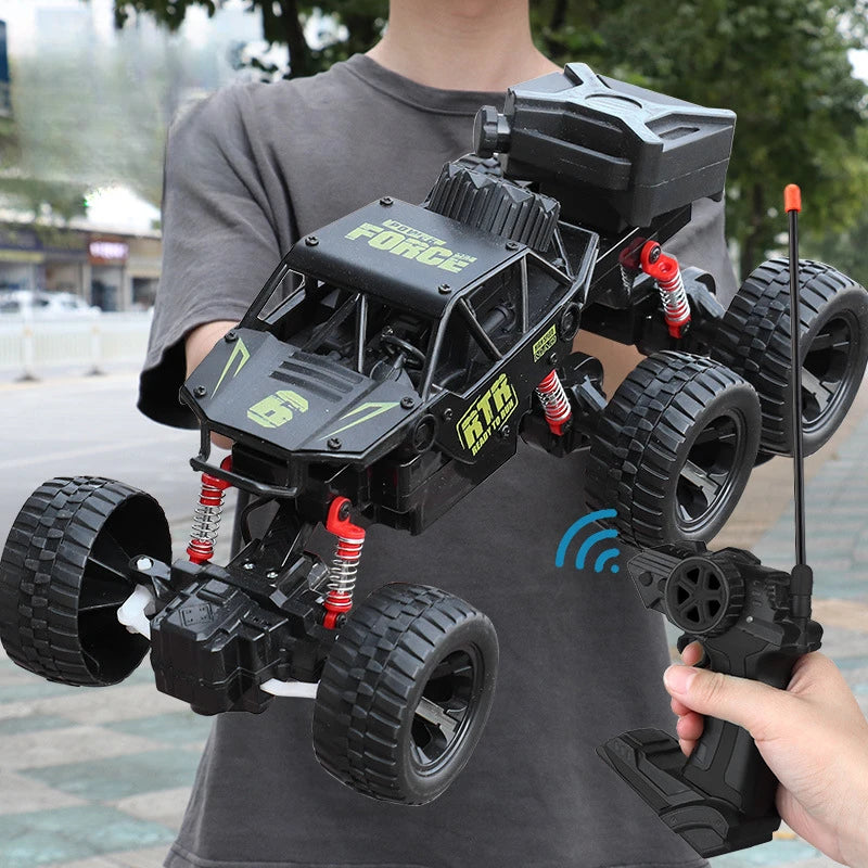 1: 18 Six Wheel Drive RC CAR Cross-country Climbing Spray Racing Car Remote Control Electric Car Fall Resistant Boy Toy Gift