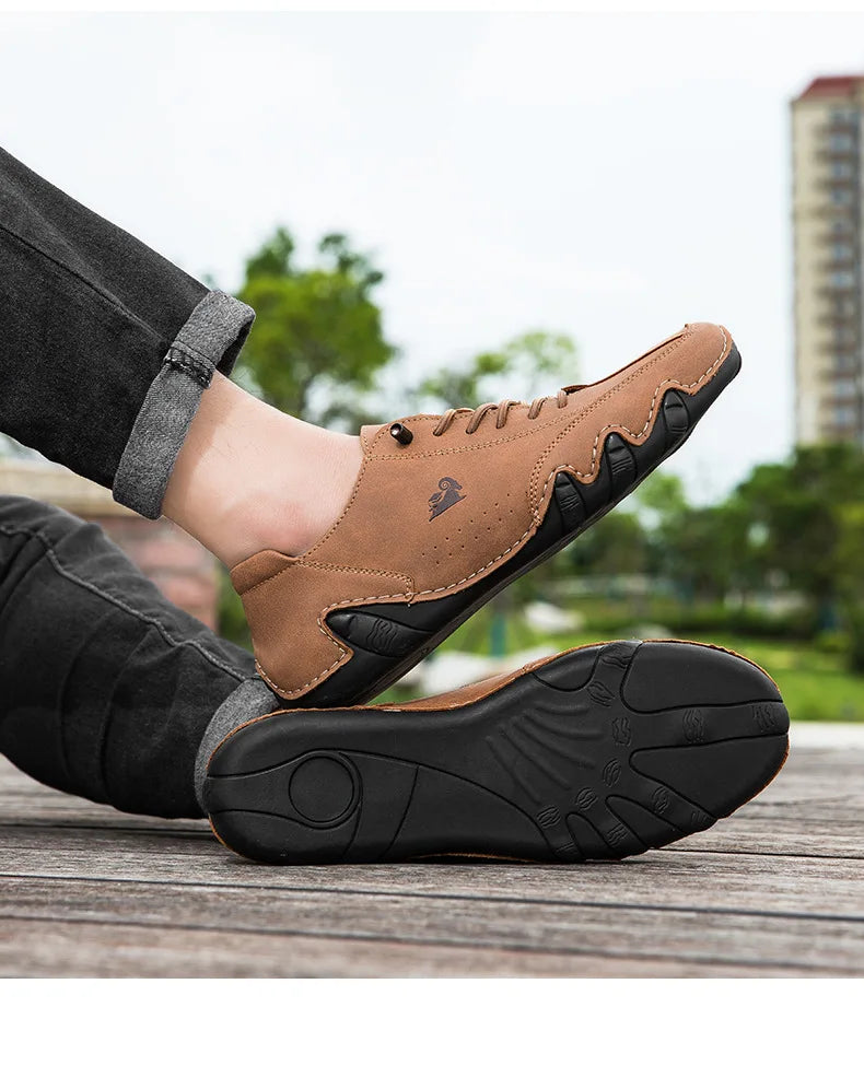 Men Casual Outdoor Fashion Sneakers Soft Leather Sneakers High Top Luxury Men Classic Walking Shoes Winter Motocross Boots 35-50