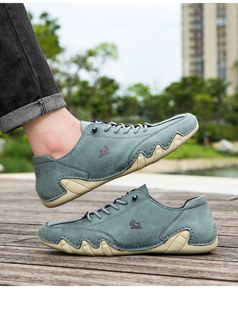Men Casual Outdoor Fashion Sneakers Soft Leather Sneakers High Top Luxury Men Classic Walking Shoes Winter Motocross Boots 35-50