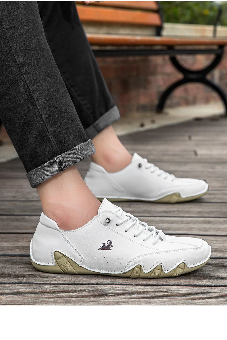 Men Casual Outdoor Fashion Sneakers Soft Leather Sneakers High Top Luxury Men Classic Walking Shoes Winter Motocross Boots 35-50